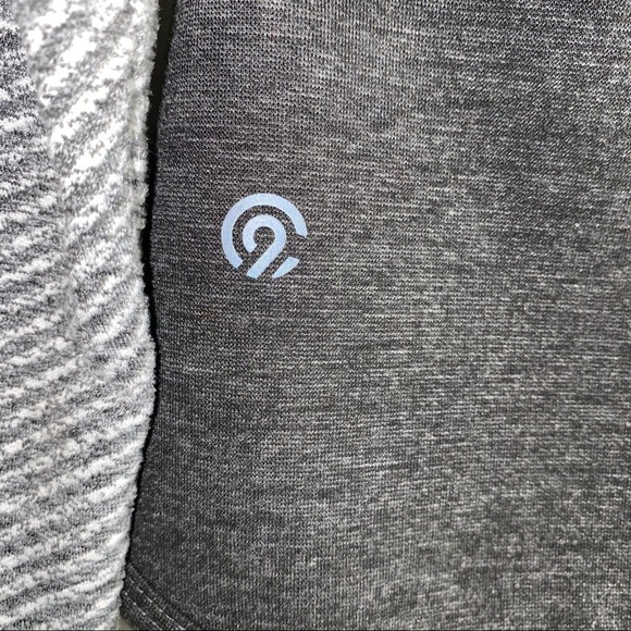 Champion Grey Runner Long Sleeve Zip Up XS - Picture 9 of 11